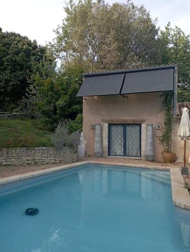 Saint-Saturnin-les-Apt House | maisonnette provençale piscine le petit colibri