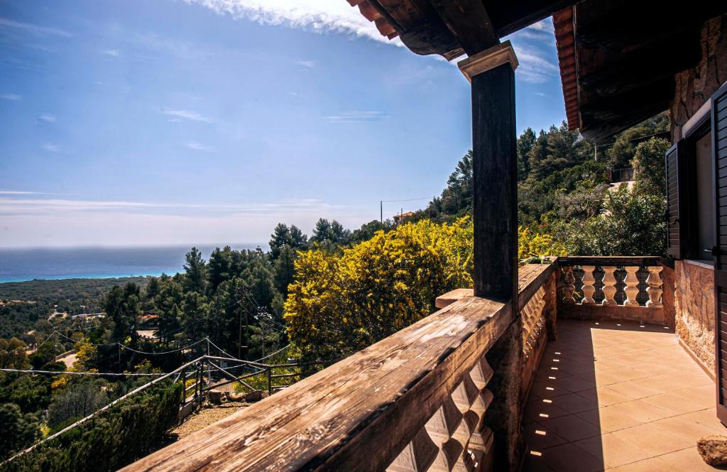 Eden Rock Apartment | Maisonperso 2