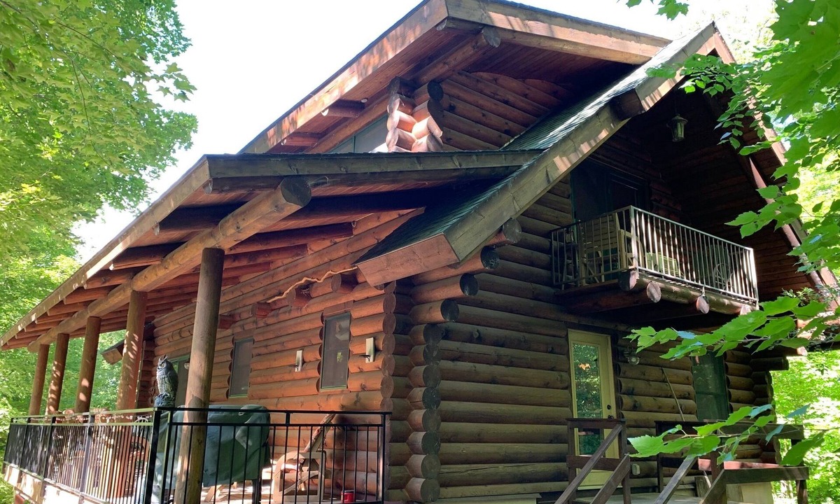 Richville Cabin | Make Memories - Secluded Log Cabin on Marion Lake Channel with Private Dock