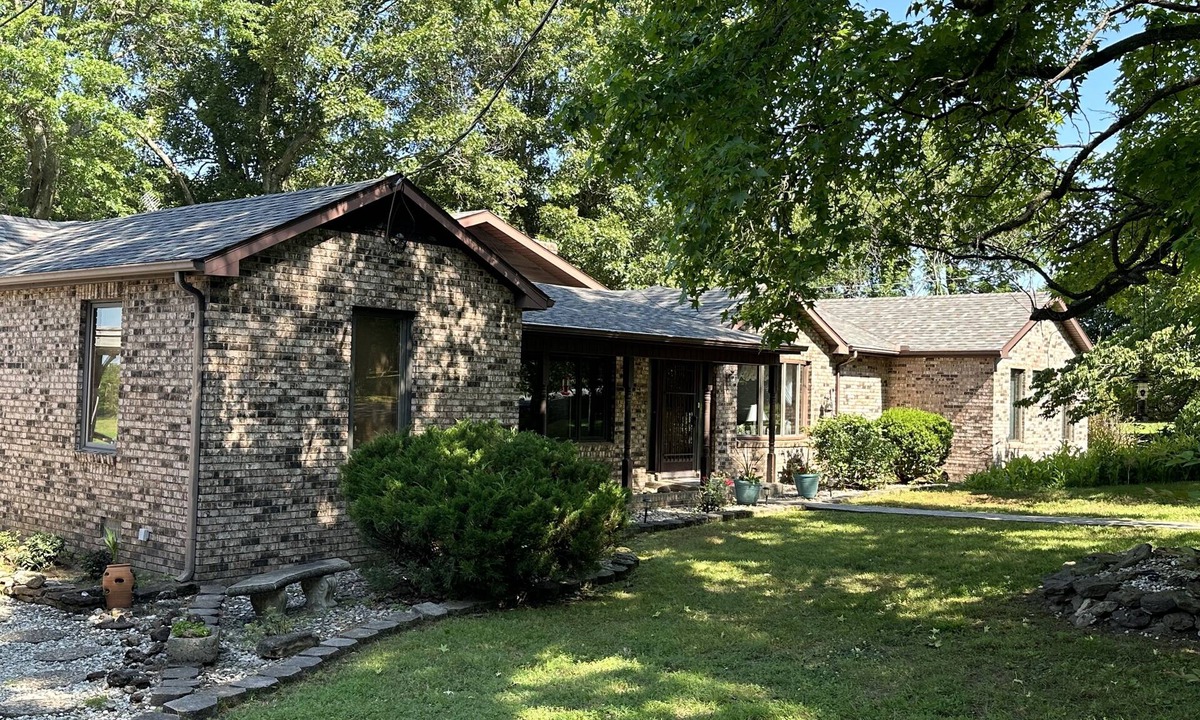 Brookline Station House | Make your plans to visit the White Squirrels!