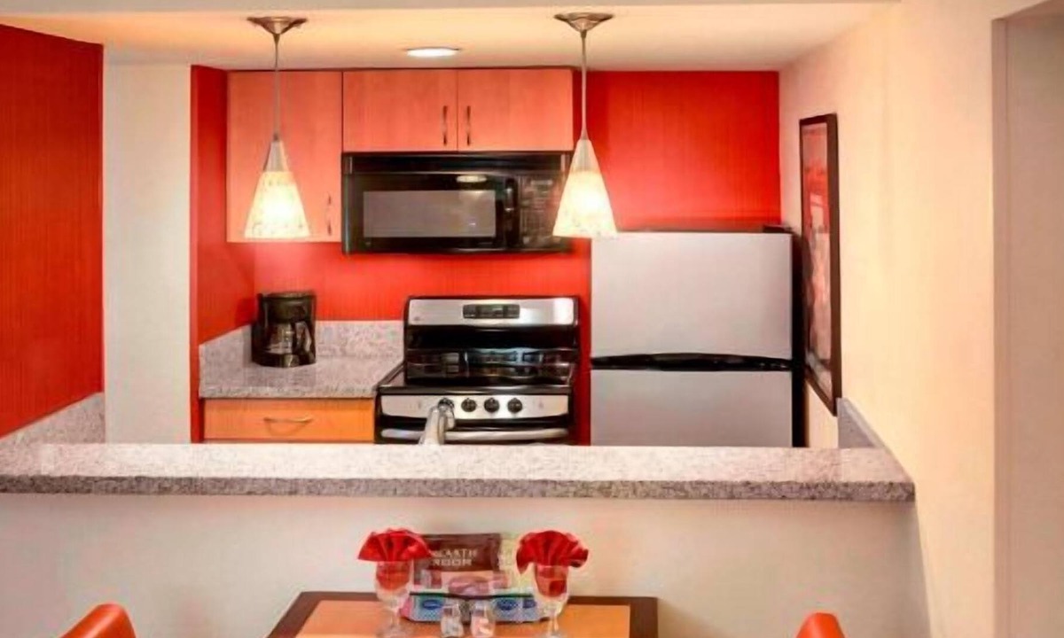 Westborough House | Make Yourself at Home! Free Parking, Pet-friendly, Near lake Chauncy Beach