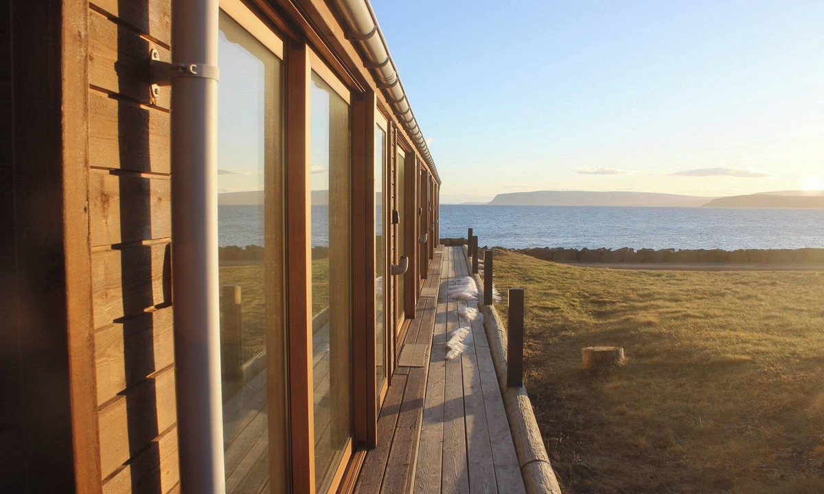 Drangsnes House | Malarhorn Guesthouse
