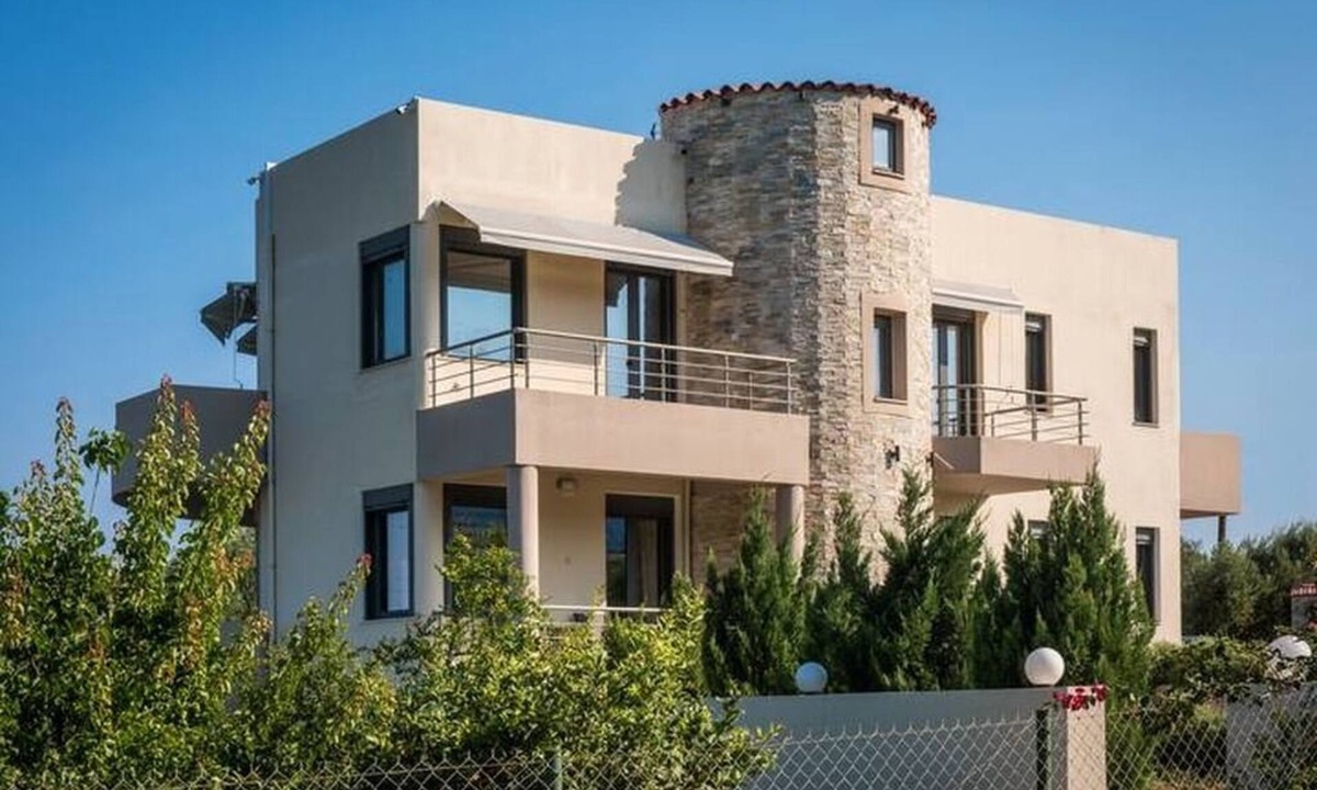 Sissi Apartment | Malena Apartment by 8essentially