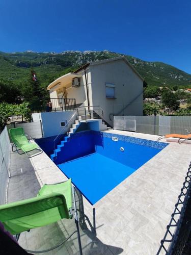 Rastovac House | Malena