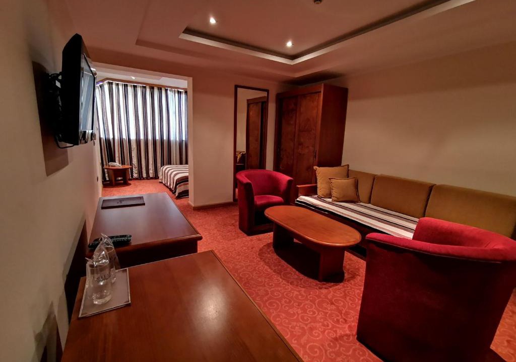 Podgorica Hotel | Mali Hotel BaMBiS