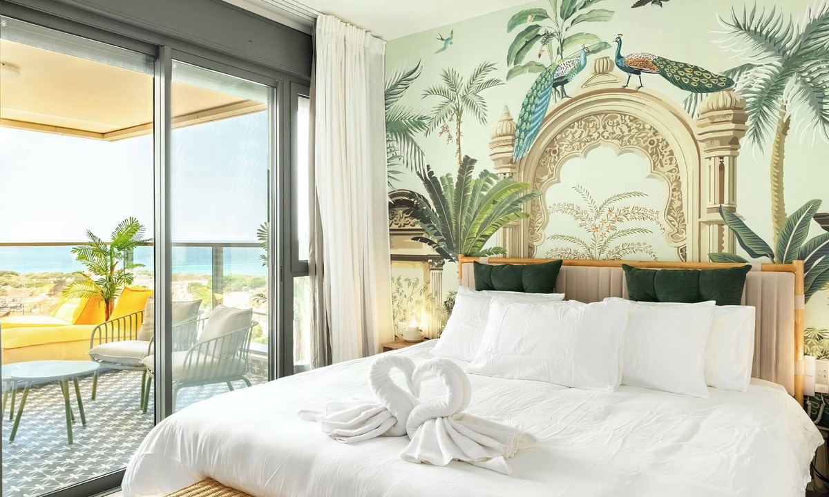 Nahariya Apartment | MAMAD - Achziv Chic Beach Haven by Sea N' Rent