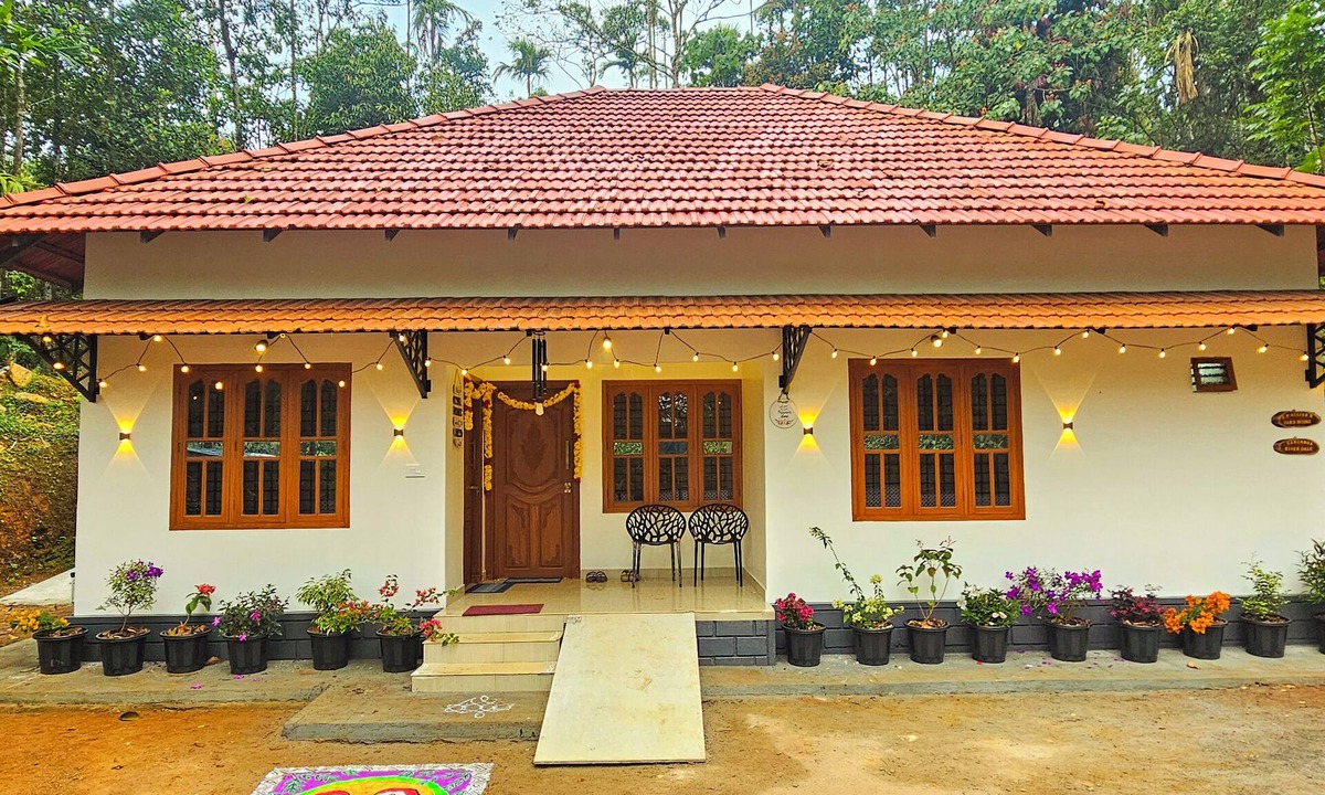Vayittiri Hotel | Mamoksha Riverdale