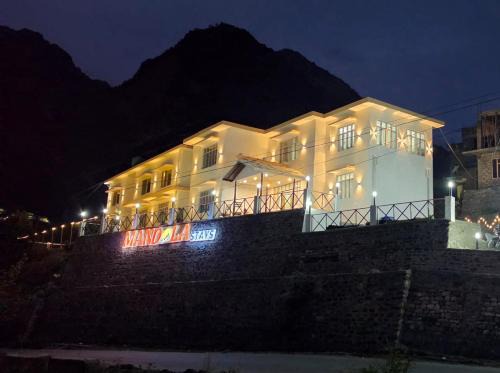 Gobind Dham Hotel | Mandola Stays