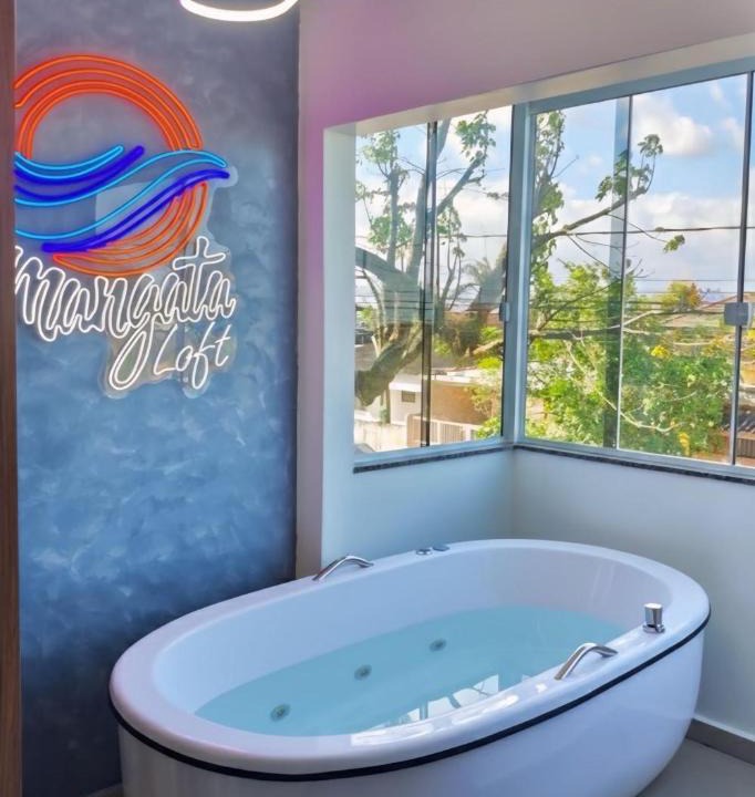 Itanhaem Apartment | Mangata Loft - Requinte e Conforto para Lazer ou Trabalho