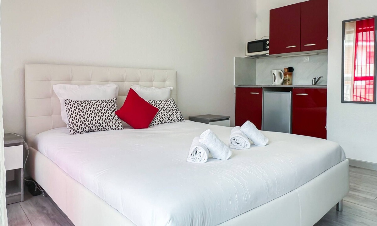 Annecy Old Town Apartment | Mango balcon 5 min de la vieille ville