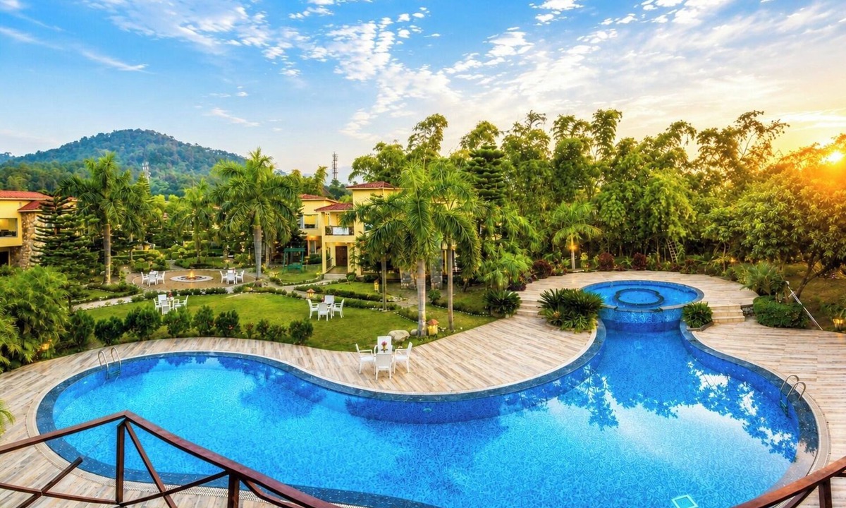 Mohaan Hotel | Mango Bloom River Resort