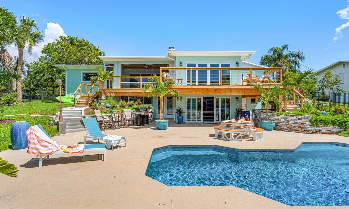 Tropic House | Mango Shores: Trendy Riverfront House w/Game Room, Speakeasy & Pool!