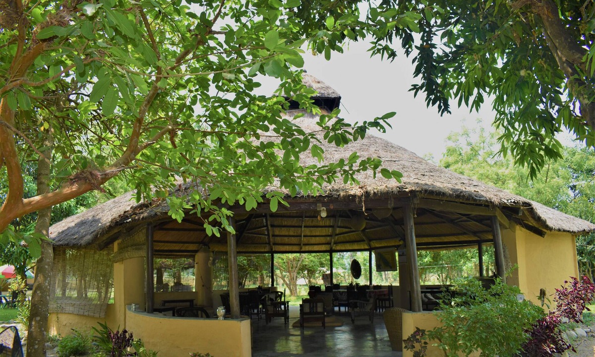 Bardia Hotel | Mango Tree Lodge