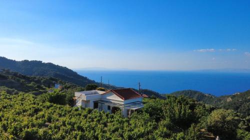 Manolates House | Manolates 360