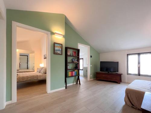 Rovato Apartment | Mansarda Montebello