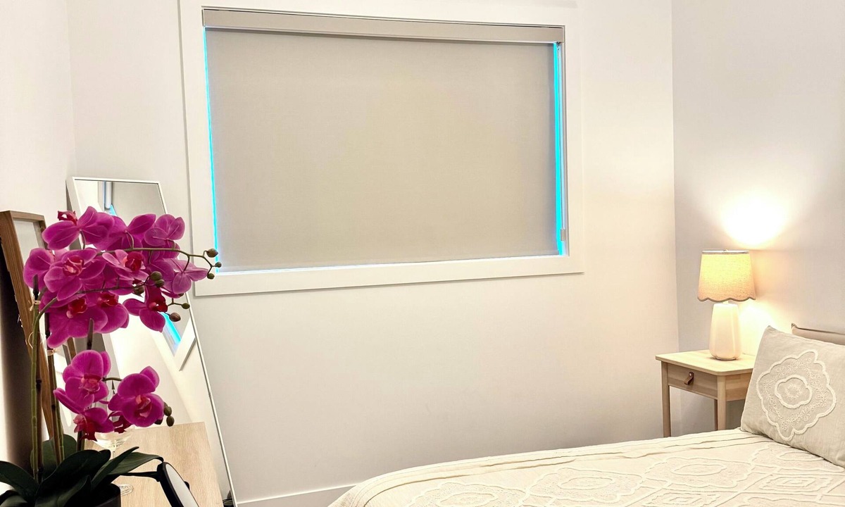 Duncan Apartment | Maple bay Hideaway 1 bedroom 1 bathroom + sleeper sofa & kitchenette