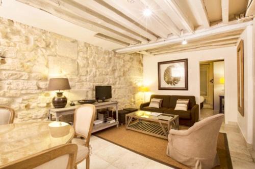 Saint-Gervais Apartment | Marais Cosy