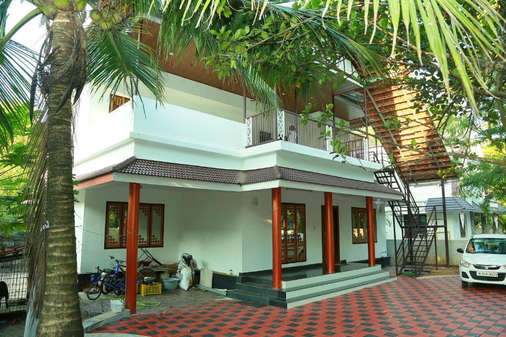 Alappuzha House | MARARI BETHLEHEM CLARES SERVICED VILLA