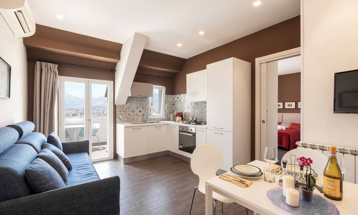 Palermo House | Marbela Apartments & Suites