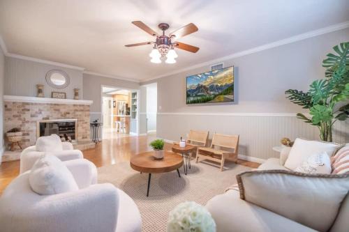 Northwest Anaheim House | Marbella Lane - Charming 4BR Bungalo for Relaxing Retreat