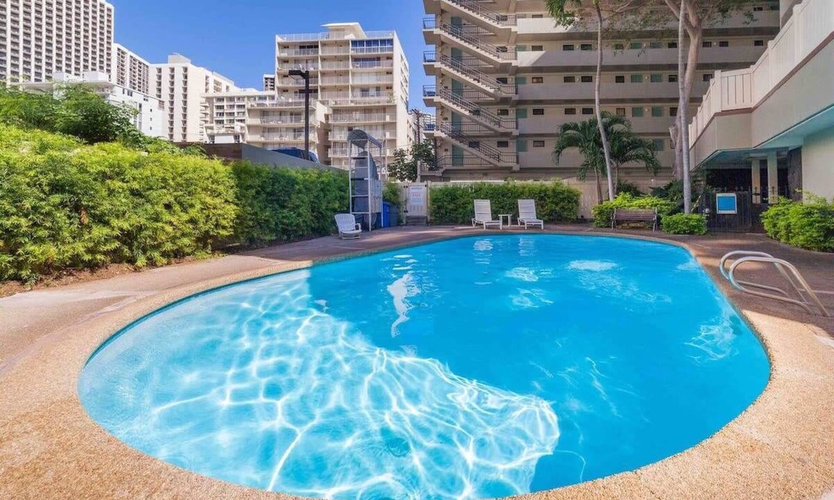 Waikiki Apartment | @ Marbella Lane - Mountain View Studio