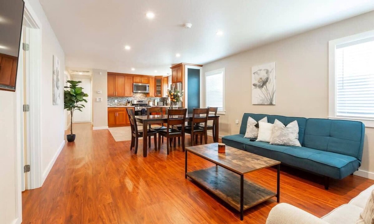 Northside House | Marbella Lane Triplex San Jose 11‑Min to Levi’s
