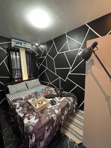 Cabanatuan House | Marcus Tiny House - Black&White in Cabanatuan City