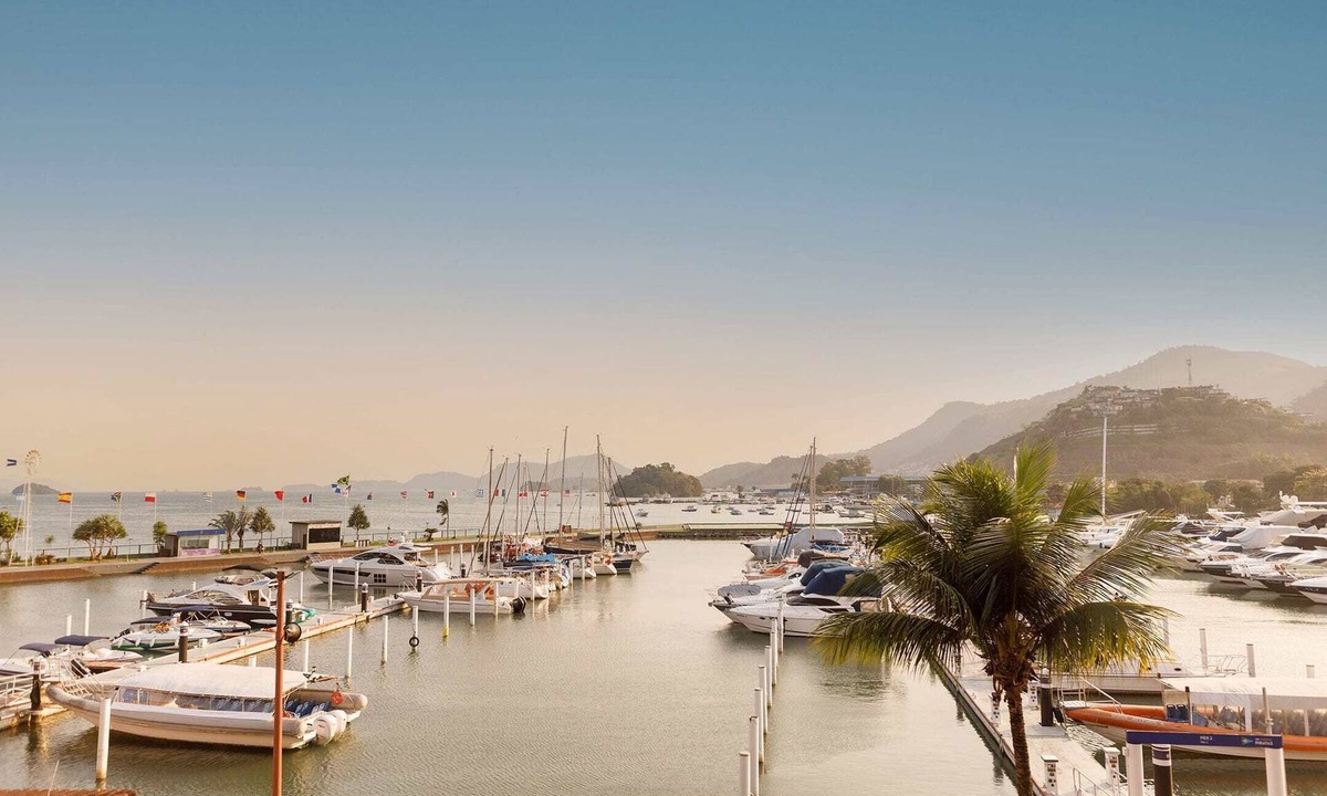Parque das Palmeiras Apartment | Mares Suites by Angra Beach