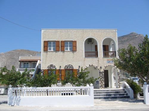 Perivolos Apartment | Margarita