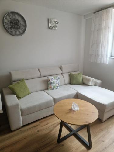 Neukirchen vorm Wald Apartment | Marienstr UG