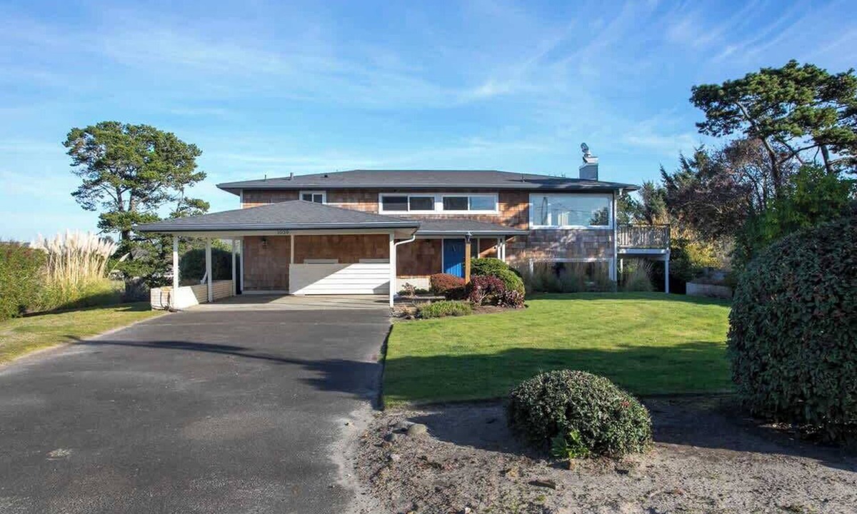 Gearhart House | Marion House