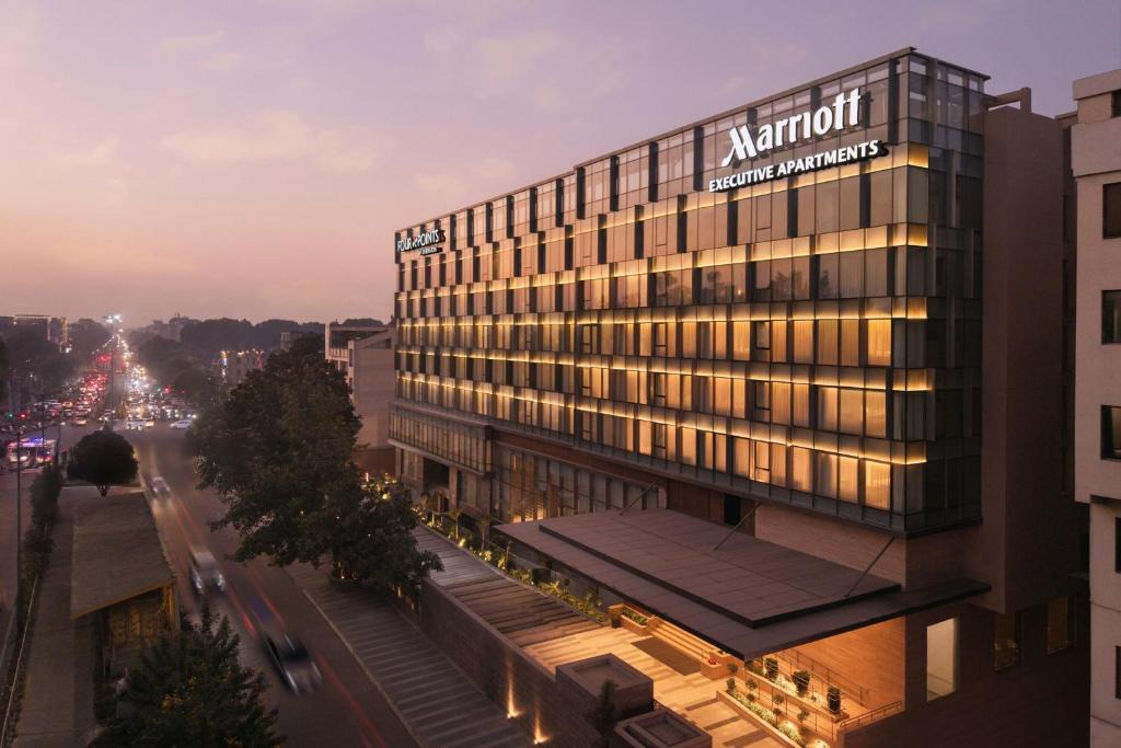 Amritsar Hotel | Marriott Executive Apartments Hotel Mall Road Amritsar
