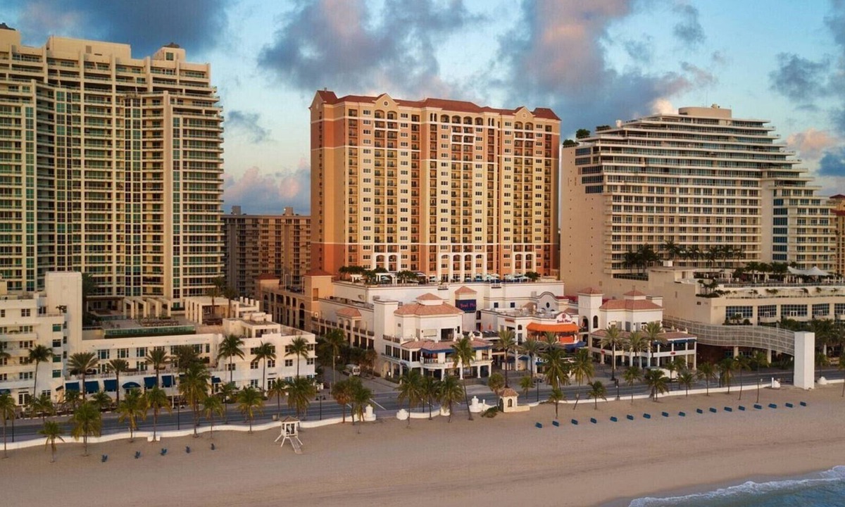 Central Beach Resort | Marriott's BeachPlace Towers 1 Bedroom