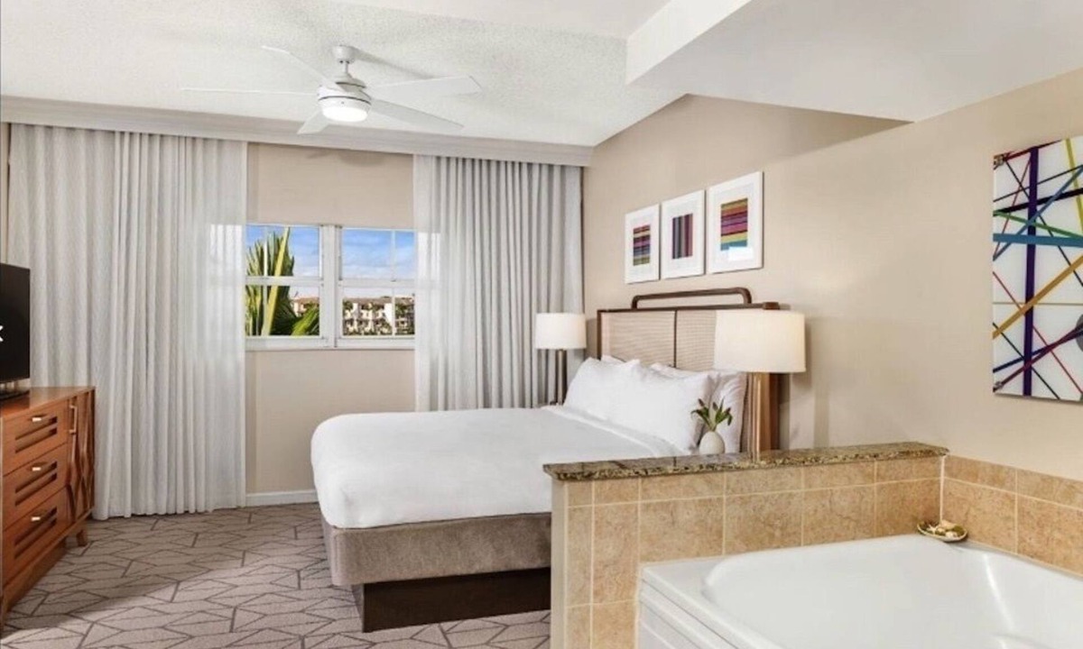 Doral Resort | Marriott's Villas at Doral Two-Bedroom Two-Bath Villa, Sleeps 6