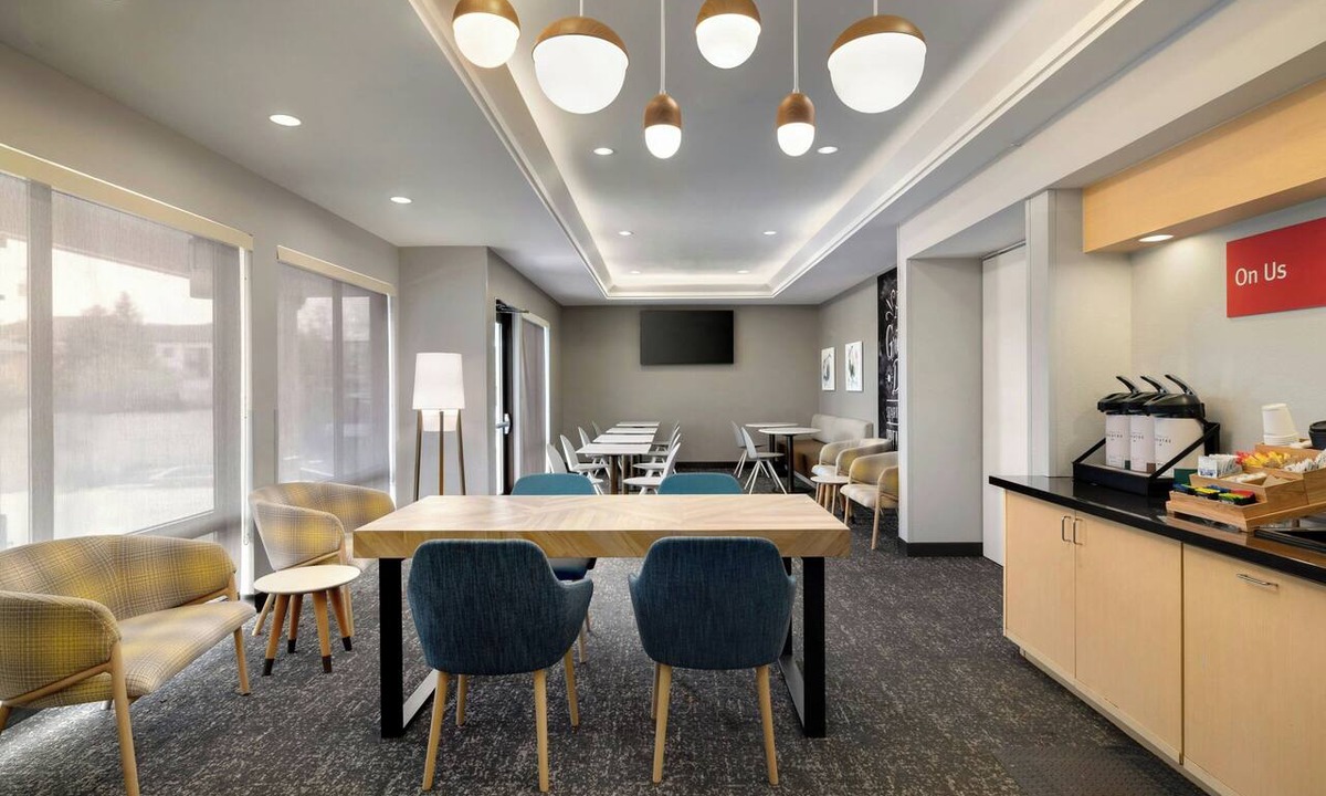 Murlin Heights Hotel | Marriott TownePlace Suites Dayton North