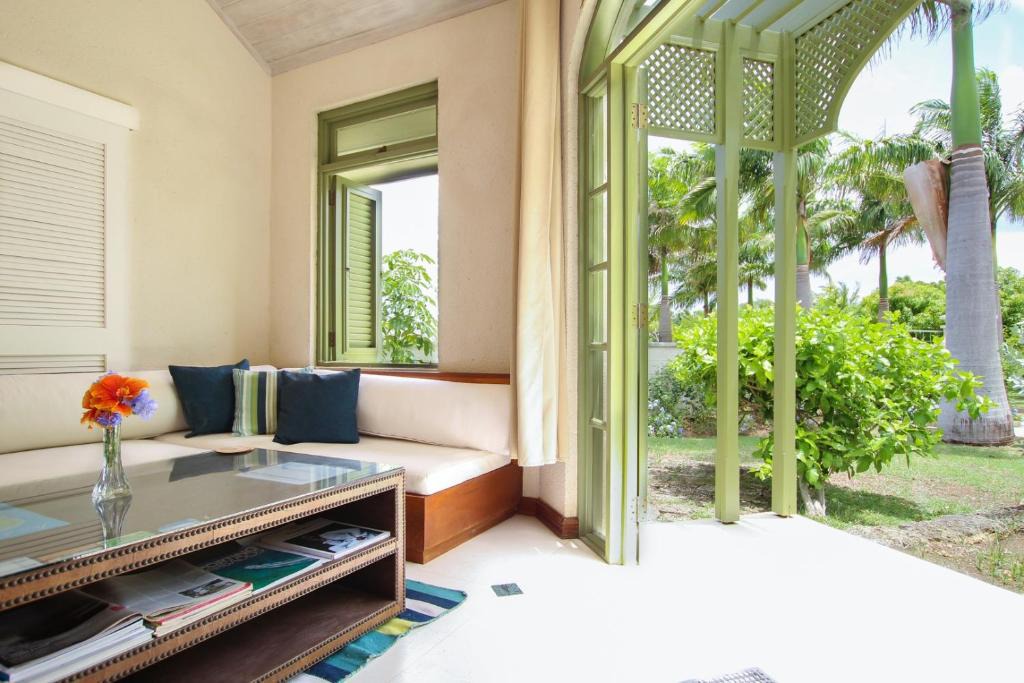 Weston House | Marsh Mellow South Cottage by Bluescape