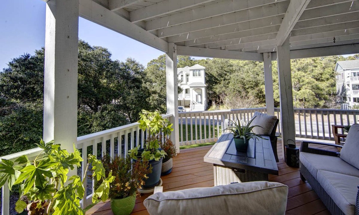 Monteray Shores House | MarshMellow: Corolla Soundside Oasis with Premium Amenities