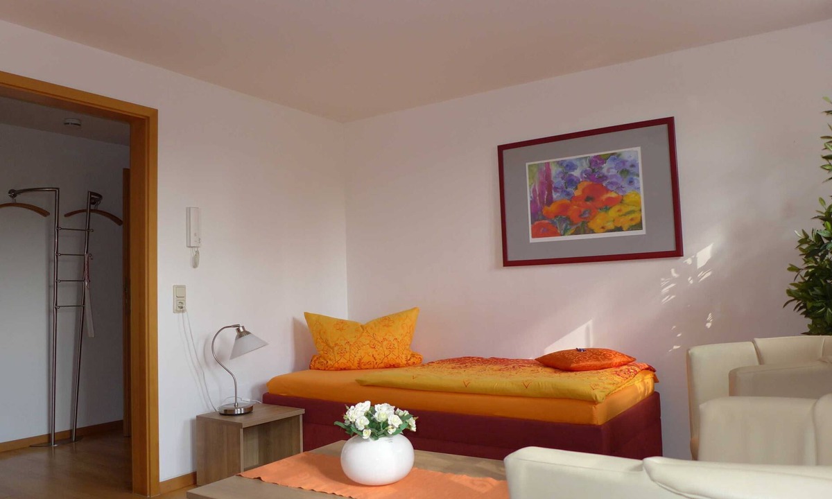 Neubrandenburg Apartment | Martha Marie - Winfried Schaffer