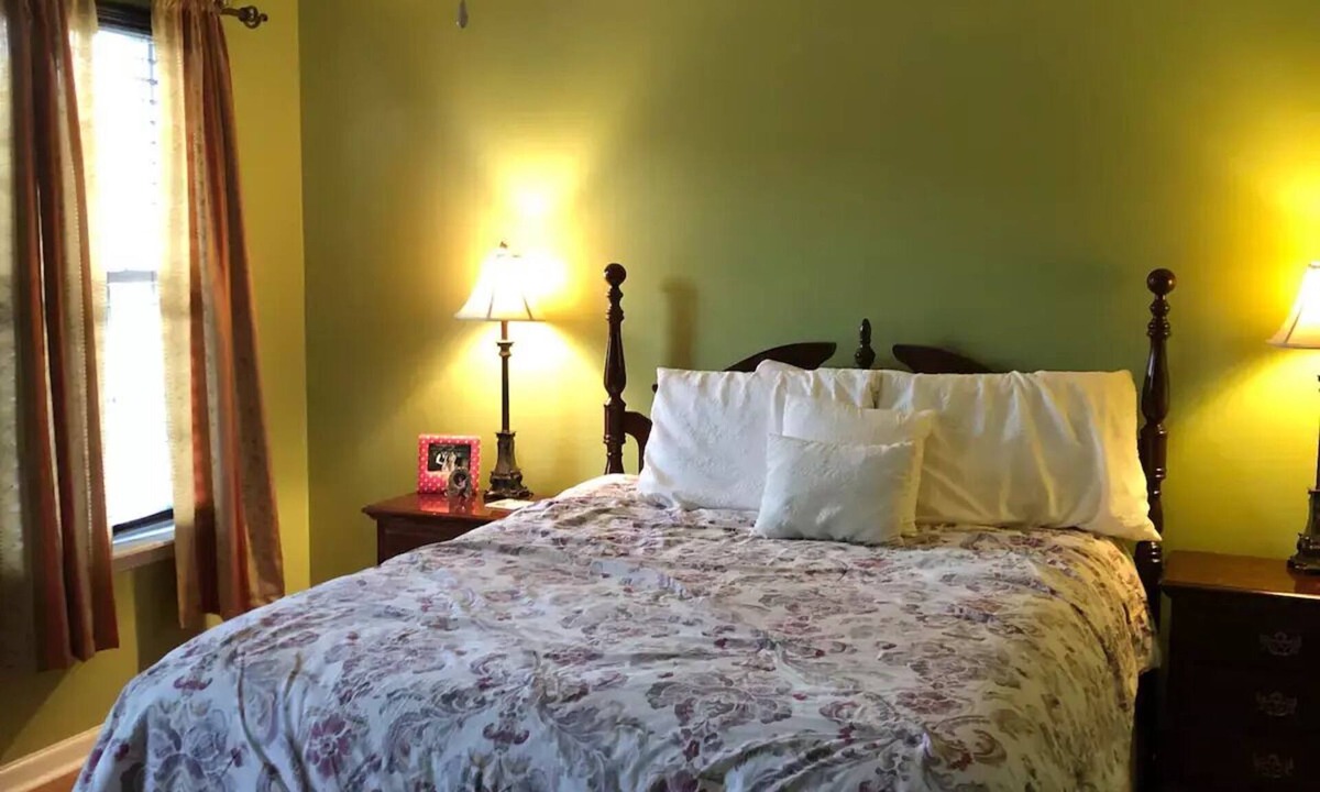Augusta Hotel | Martinez home Masters Rental- Sleeps 8nn