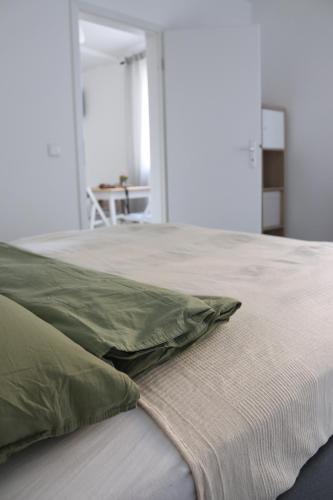 Zundorf Apartment | MaRuLiving H343