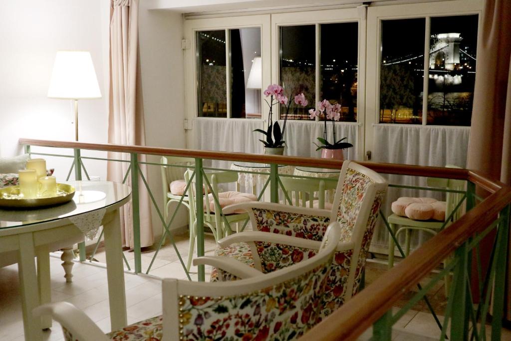 Budavar Apartment | MARVELOSA APARTMENT - Central by the Chain Bridge