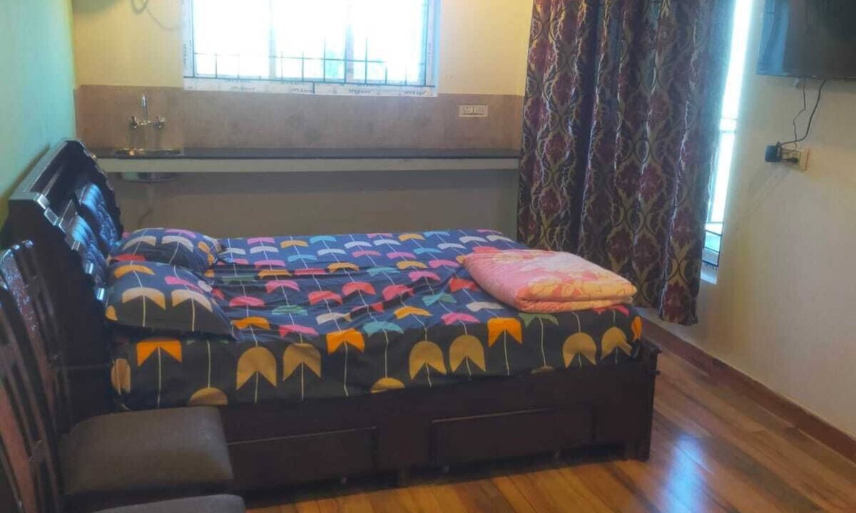 Kodaikanal Bed & Breakfast | Marvelous Double room in tranquil Kodaikanal perfect for families