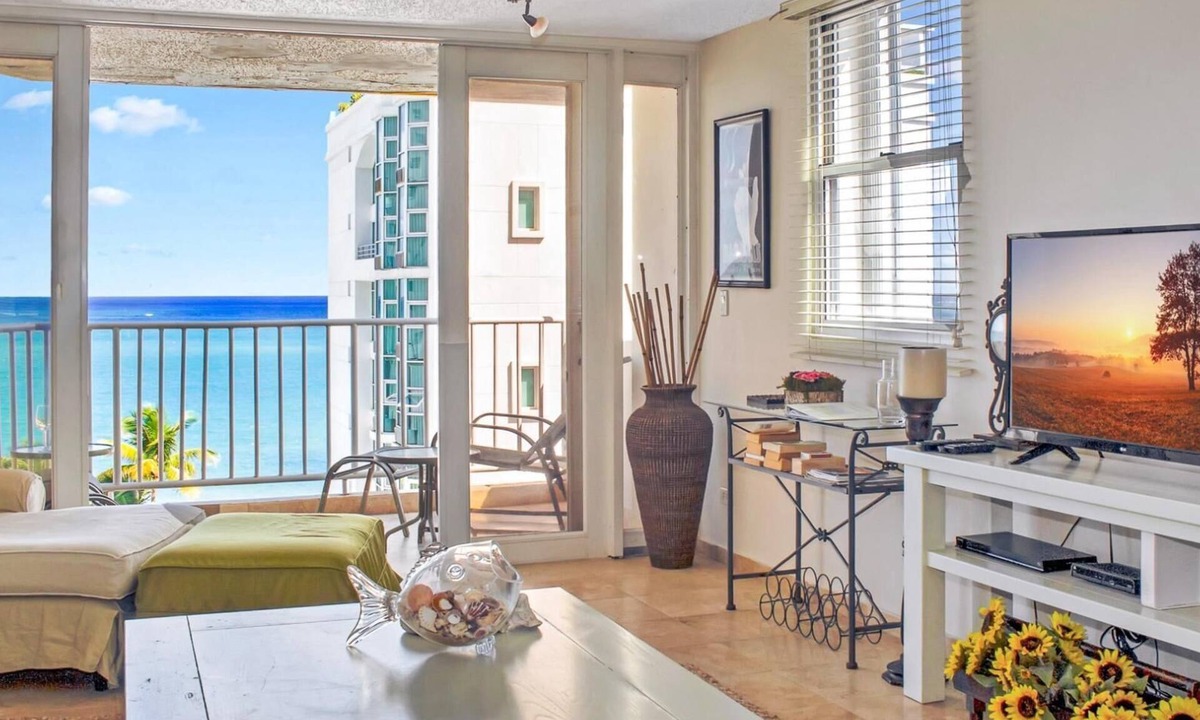 Isla Verde Apartment | Marysol
