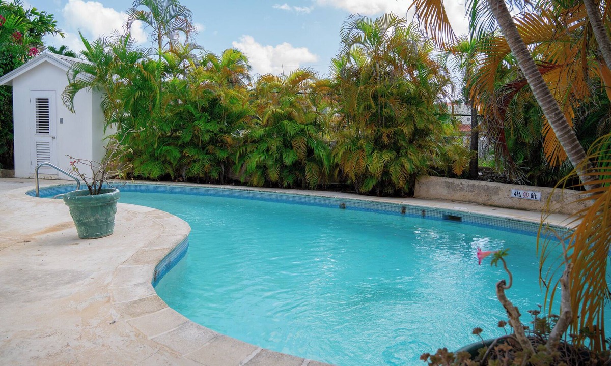 Paynes Bay Villa | Marzalea 4 bd Villa by Zenbreak