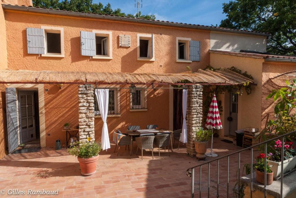 Venasque House | Mas du Kairos