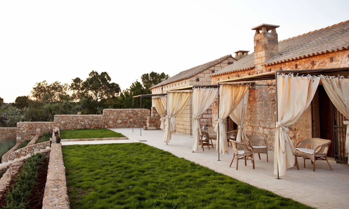 Posto Rosso House | Masseria Cisternella