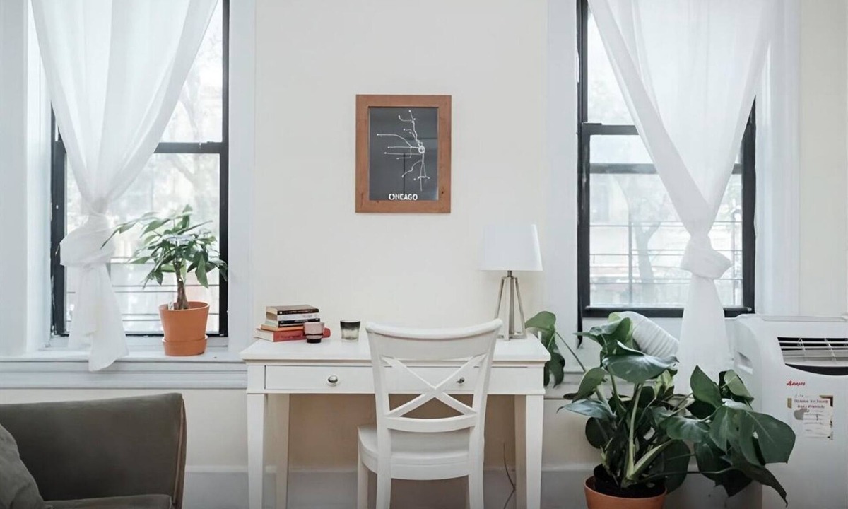 Prospect-Lefferts Gardens Historic District Apartment | Massive and Neat Two Bedroom Flat on Park