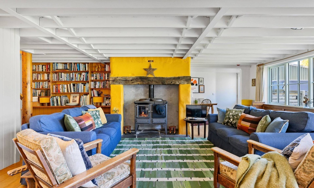 Mylor Churchtown House | Master Shipwrights House-Woodburner, Wi-Fi