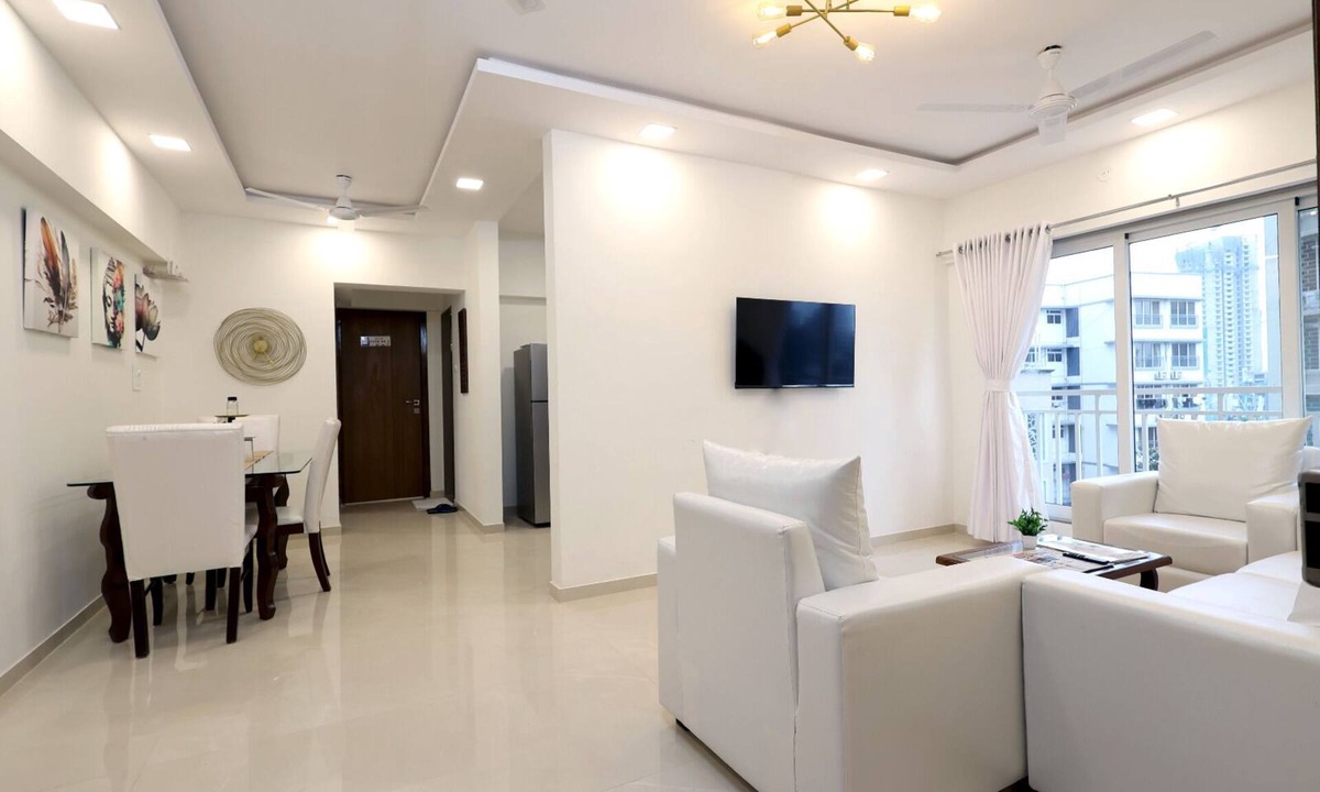Borivali East Apartment | Master Suite 3 BHK