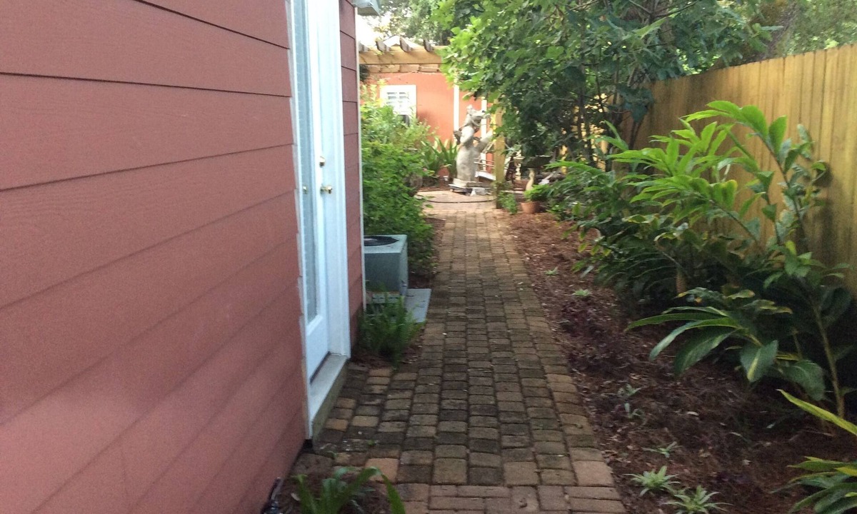 Fort Walton Beach House | Master Suite Your Privacy Our Pleasure! King bed, jacuzzi tub, private entrance